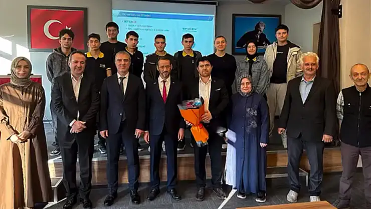 Terme'de uzay teknolojileri söyleşisi düzenlendi