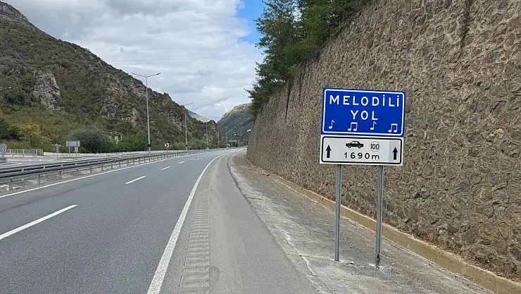 Trabzon-Maçka Yolu'na 'Ceddin Deden' Melodili Yol Uygulaması