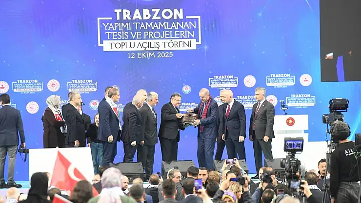 'Trabzonumuzu hizmetlerle donatmaya devam edeceğiz'