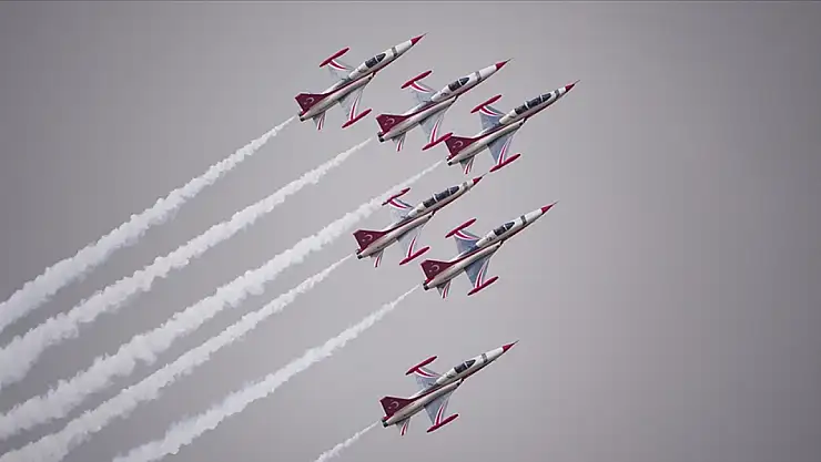 Türk Yıldızları Estonya'da