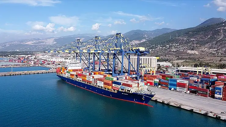 Türkiye'nin İhracatında Deniz Yolu Liderliğini Sürdürüyor
