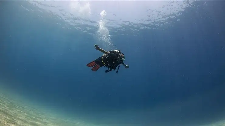 Türkiye'nin su altı güzelliklerini tanıtıyor