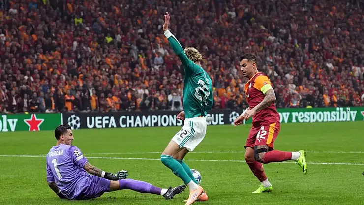 Uğurcan Çakır, Şampiyonlar Ligi'nde haftanın 11'ine seçildi