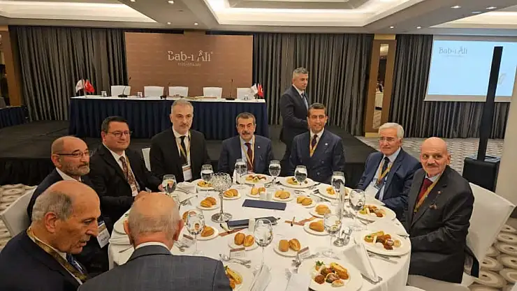 'Yapay zeka destekli açık uçlu sorular olacak'