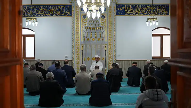 Yarım Asırlık Camii cemaatine kavuştu