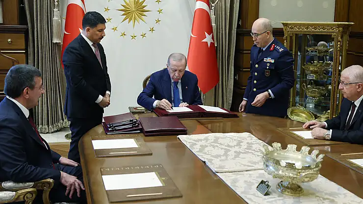 YAŞ kararları açıklandı!