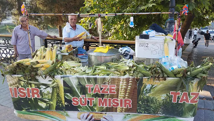 Yaz aylarının lezzeti mısır tezgahta