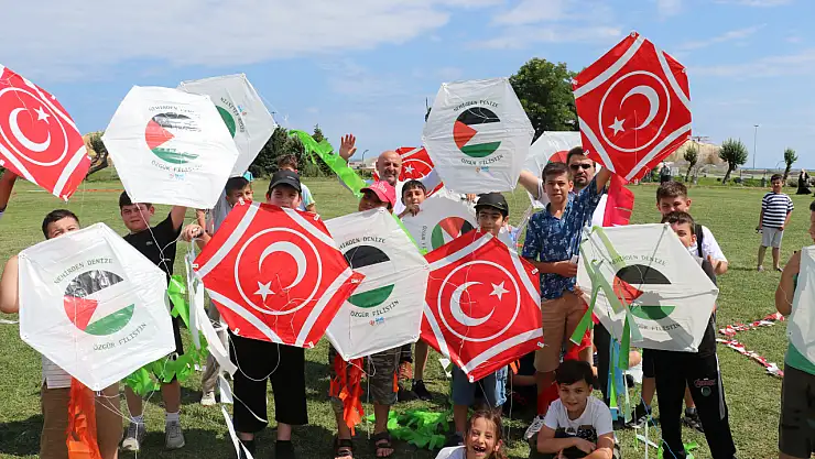 'Filistin İçin Özgürlük' temasıyla uçurtma etkinliği düzenlendi