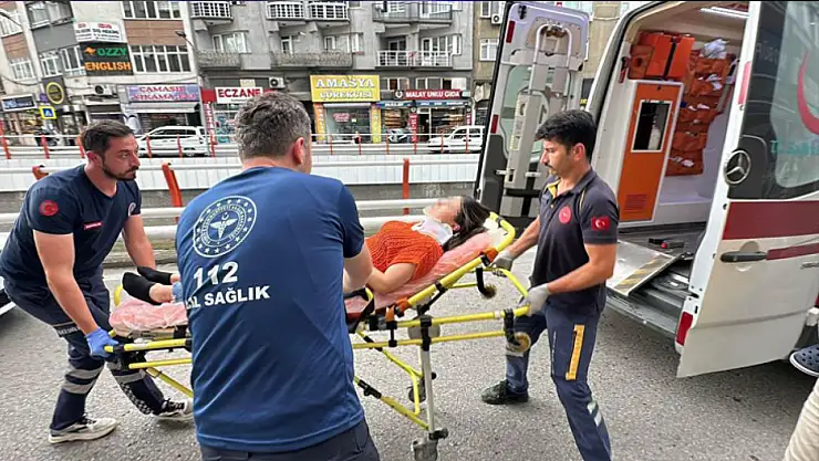 Yolcuya motosiklet çarptı