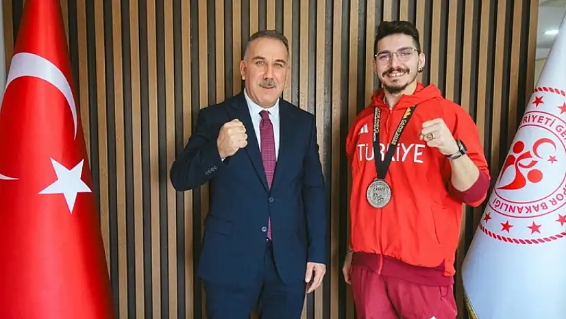 Dünya İkincisi Berkay Uslu'ya Tebrik Ziyareti