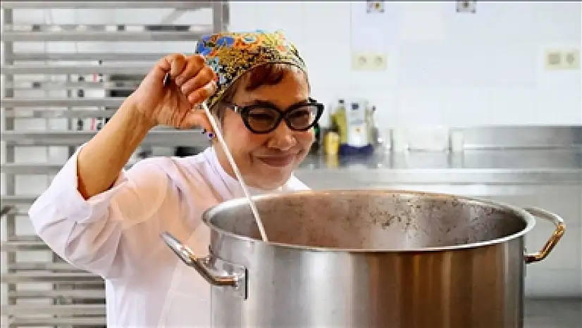 Taylandlı şef ülkesinin mutfağının gönüllü elçiliğini yapıyor