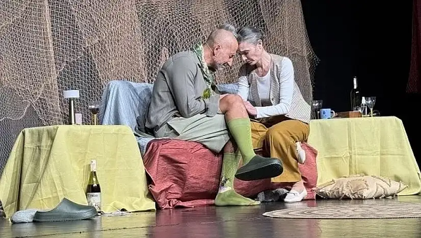 Üç Oyun, Tek Turne: Tiyatro Şehir Şehir Geziyor