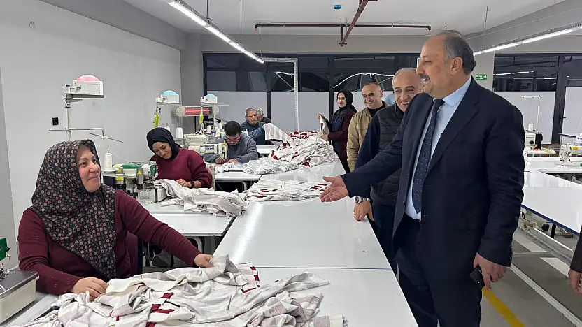 Başkan Karaca'dan Tekstil Fabrikasına Ziyaret