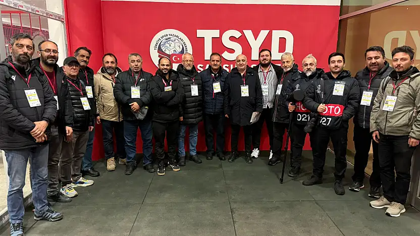 Çağlayan, AEK maçınıçı gazetecilerle takip etti