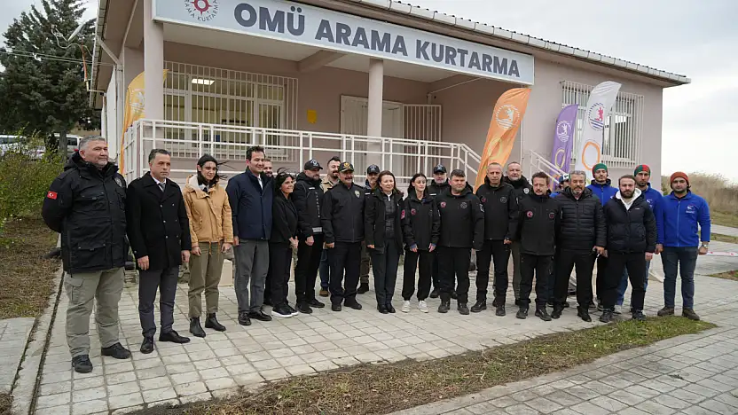 OMÜ'de Yetiştirilen Görev Köpeği 'Pars' Samsun Emniyeti'ne Teslim Edildi