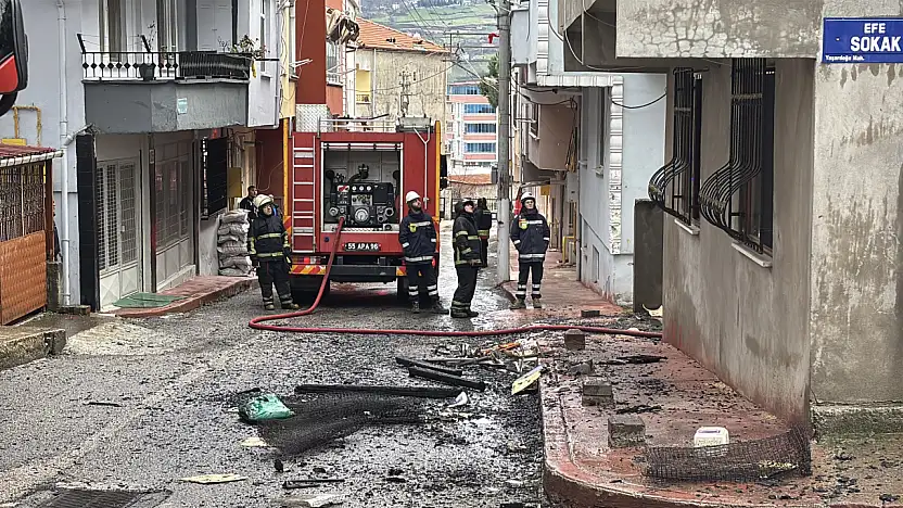 Samsun'da Çatı Yangını Korkuttu