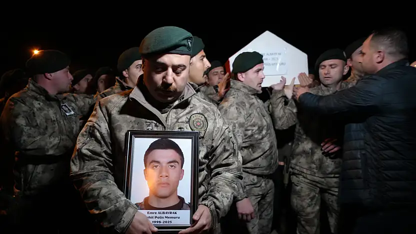 Şehit Polis Emre Albayrak'ın Naaşı Samsun'a Getirildi