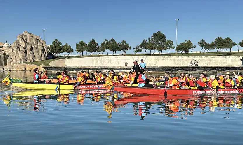 120 özel sporcu Dragon Bot'ta kürek çekti