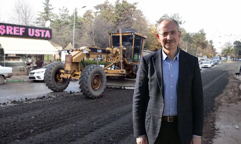 Başkan Hüseyin Dündar Üstyapı Çalışmalarını Yerinde İnceledi