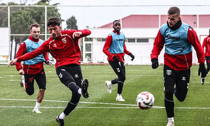 Samsunspor, Kocaelispor engelini aşıp yeniden yükselmek istiyor