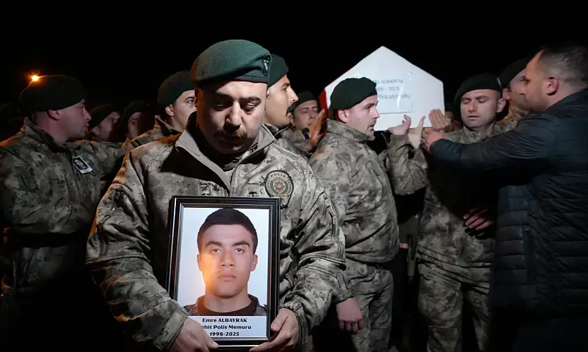 Şehit Polis Emre Albayrak'ın Naaşı Samsun'a Getirildi