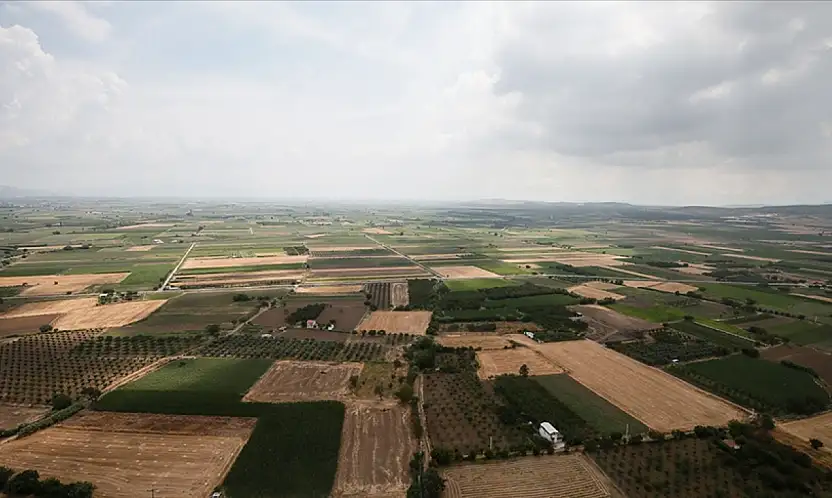 Türkiye'de Toprak Erozyonu Her 16 Yılda 1 Santimetreyi Buluyor