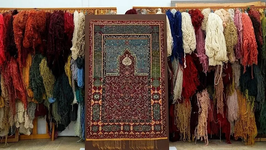 500 yıllık saray seccadeleri sergilenmeye hazırlanıyor