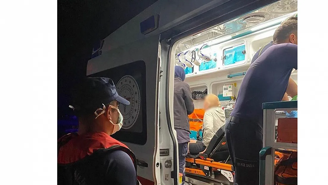 Gemide rahatsızlanan vatandaşa tıbbi tahliye