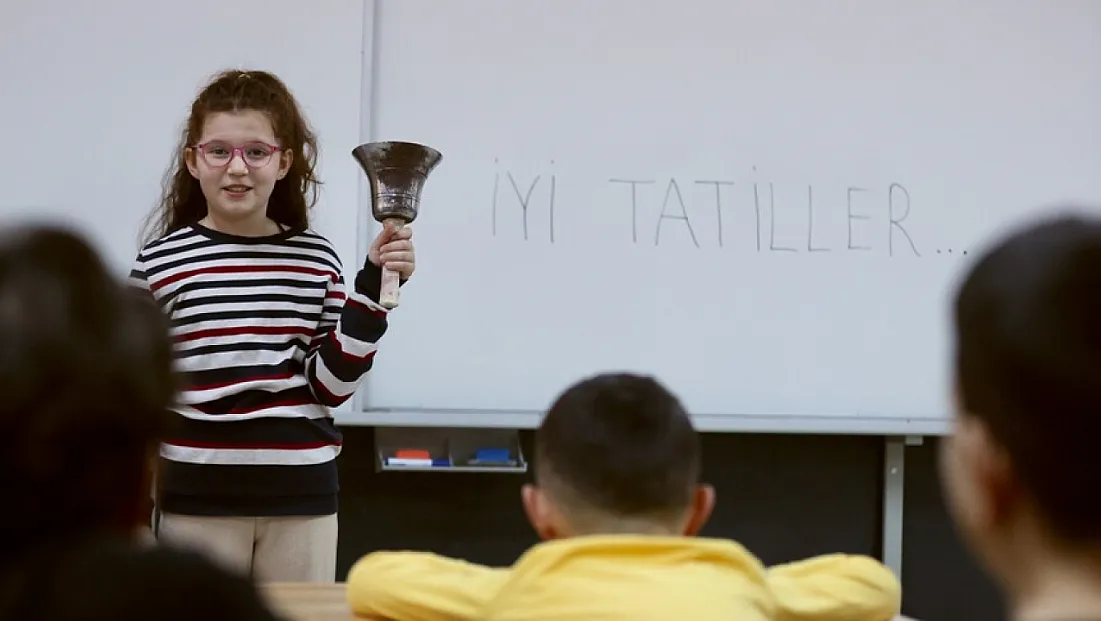 Geri sayım başladı: 18 milyon öğrenci tatile giriyor