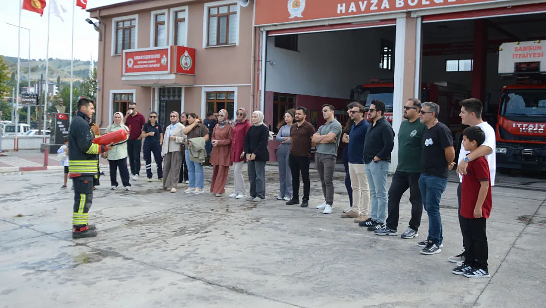 Havza'da 112 Acil Sağlık ekiplerine uygulamalı yangın eğitimi