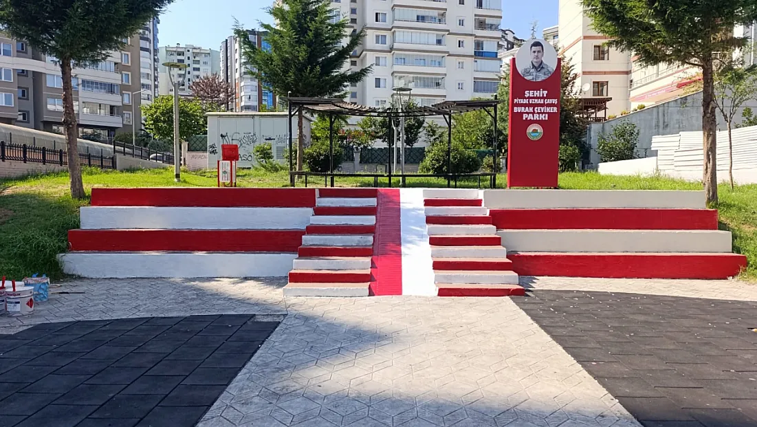 İlkadım'ın parklarına 'kırmızı-beyaz' dokunuş