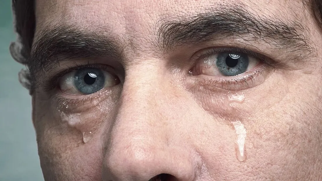 İnsanlar neden ağlar? bilimsel ve anlamsal boyutuyla gözyaşı