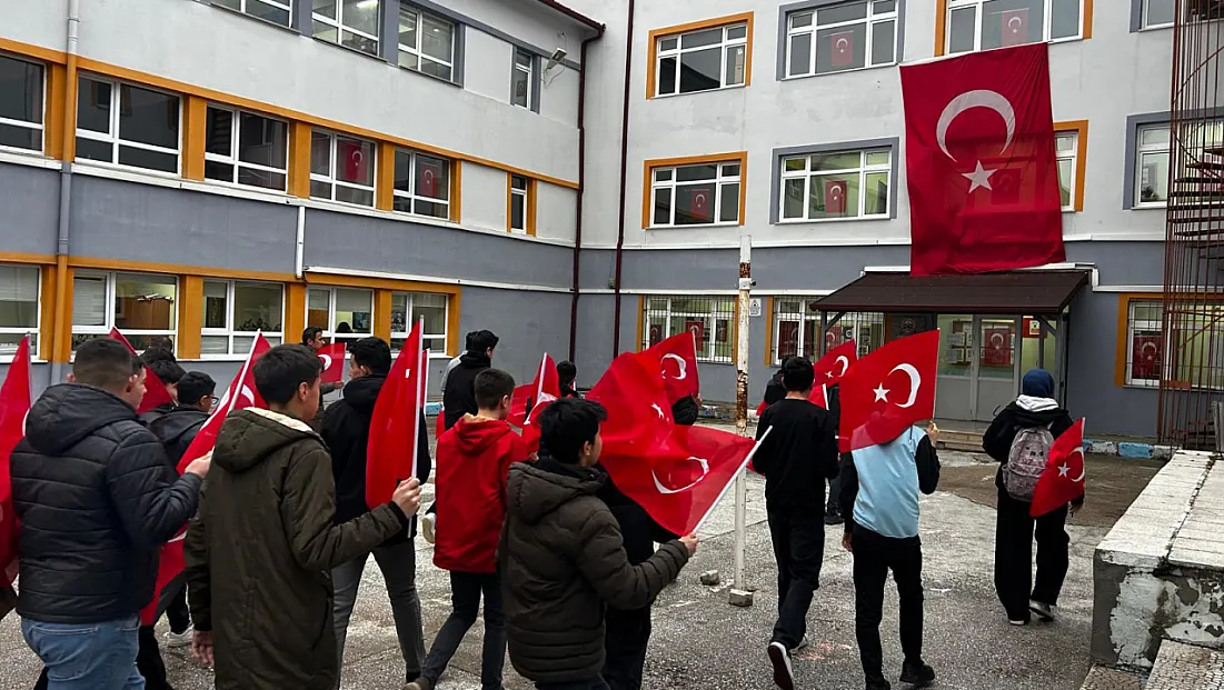 Ladik'te yarıyıl tatilinin ardından ilk ders zili çaldı