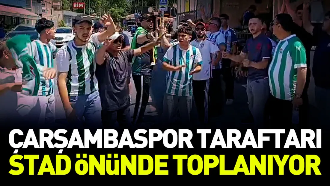 Çarşambaspor taraftarları stad önünde toplandı