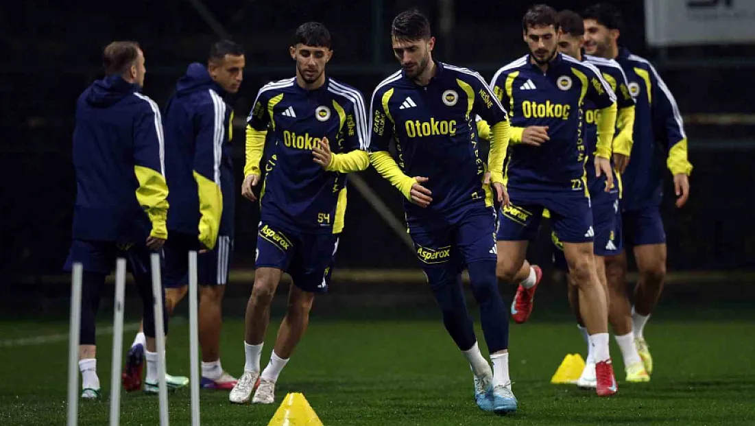 Fenerbahçe, Göztepe maçı öncesi hazırlıklarını tamamladı