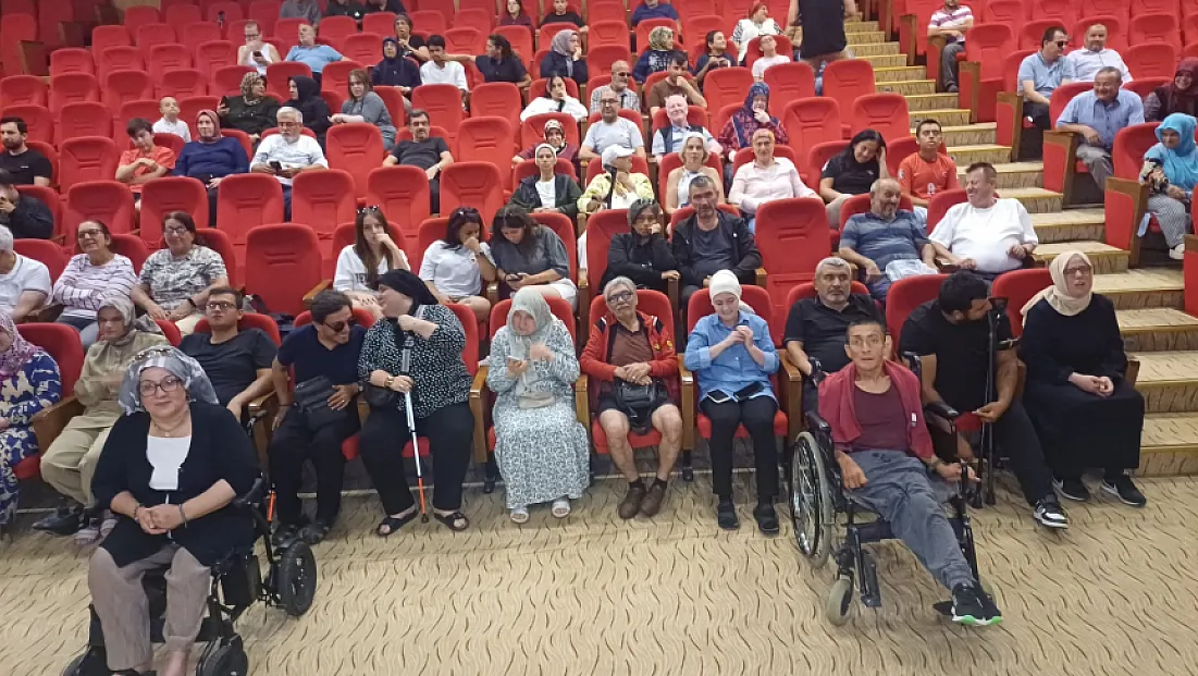 Samsun'da engelleri aşan 149 kişi doğa ve denizle buluştu