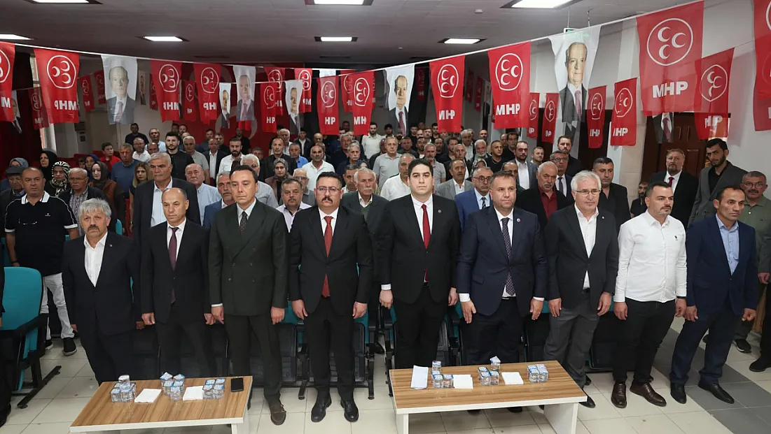 MHP Reşadiye’de Batuhan Kargılı ilçe başkanı seçildi