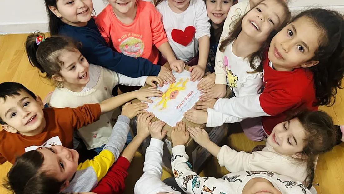 Miniklerden Hataylı depremzedelere destek