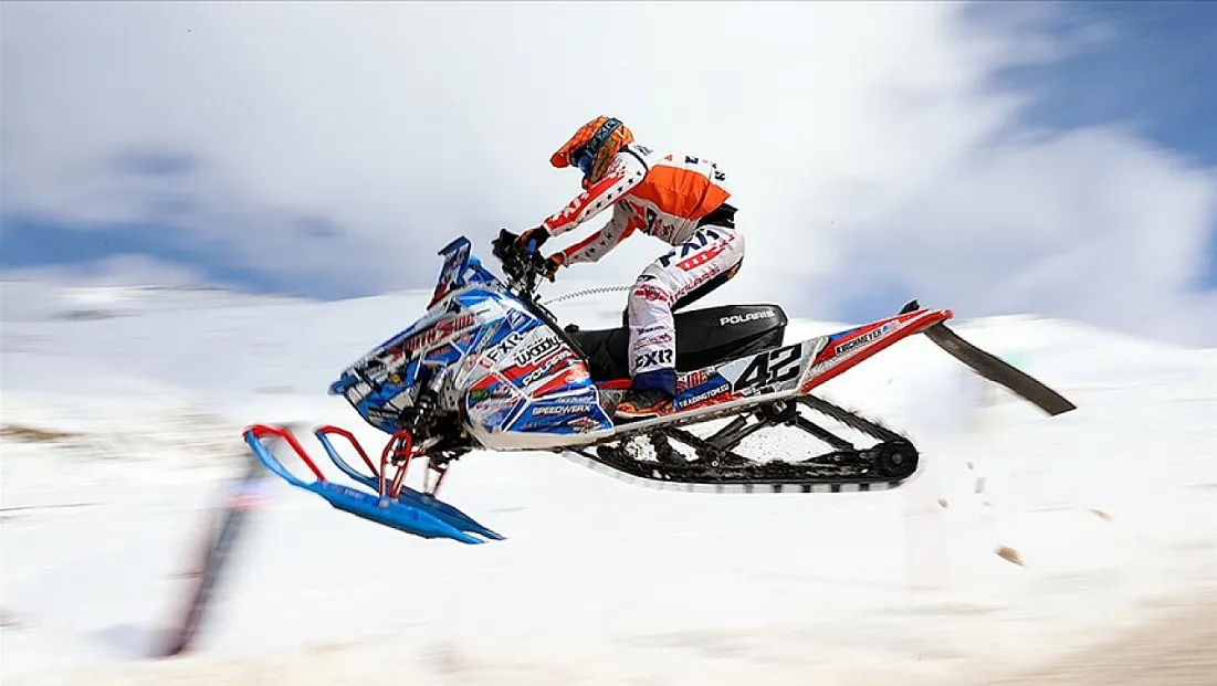 Rize’de Dünya Kar Motosikleti heyecanı