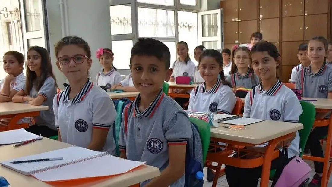 Türkiye PISA 2025’te fen bilimlerinde üst sıralara çıktı