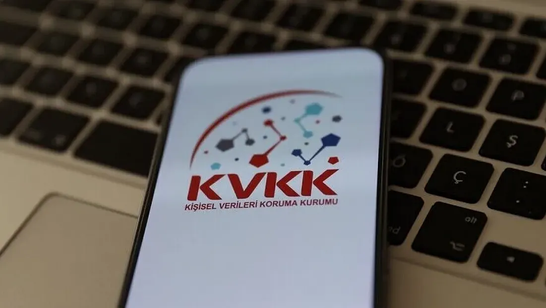 Uçakta internet için 'kişisel veri' dayatmasına KVKK'den 90 bin TL ceza