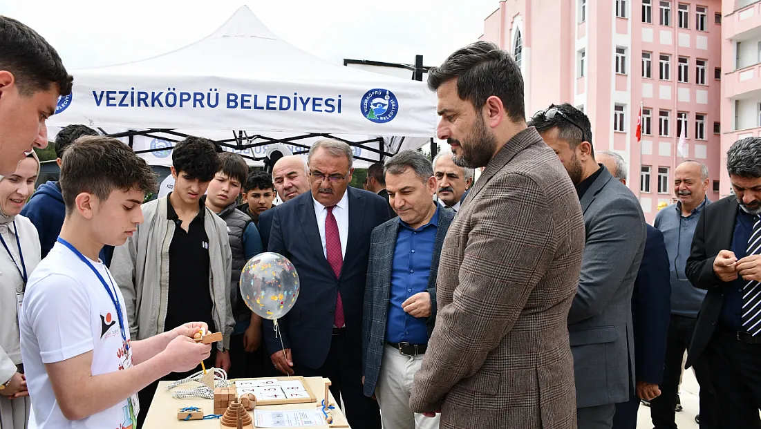 Vezirköprü’de TÜBİTAK Fuarına Yoğun İlgi