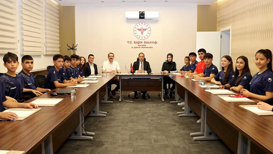 Şampiyon sporculardan Erşan'a ziyaret