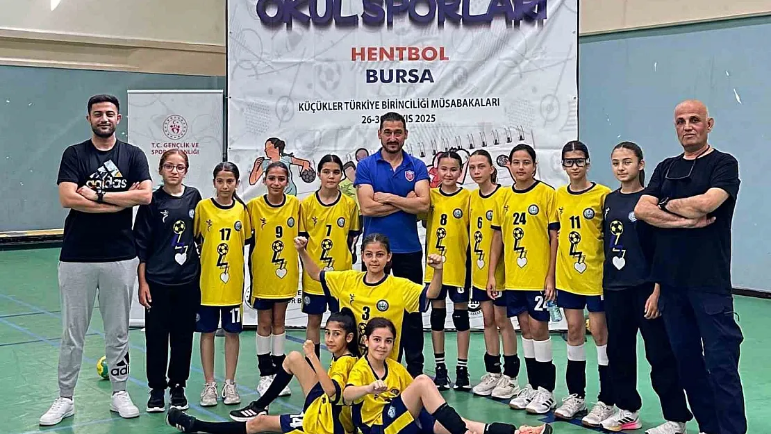 Ali Oğuz Konuk Ortaokulu Türkiye şampiyonu