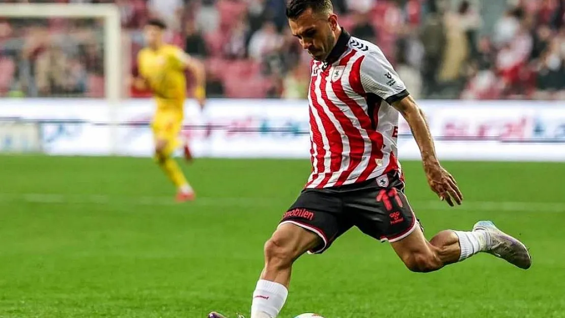 Emre Kılınç: 'Bu formayla daha yazacak çok hikayemiz var'