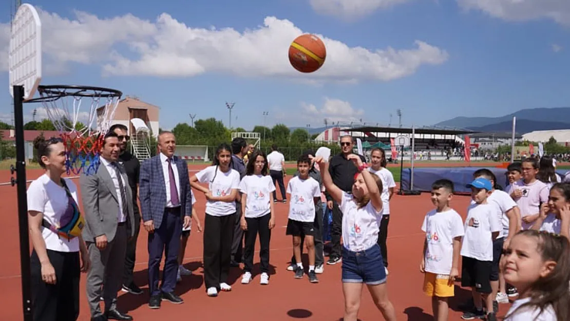 Bolu'da ücretsiz spor okulları eğitime başladı