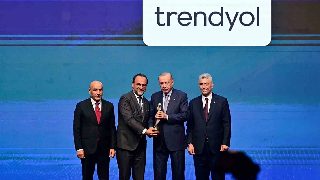 E-ihracat kategorisinde birincilik ödülü
