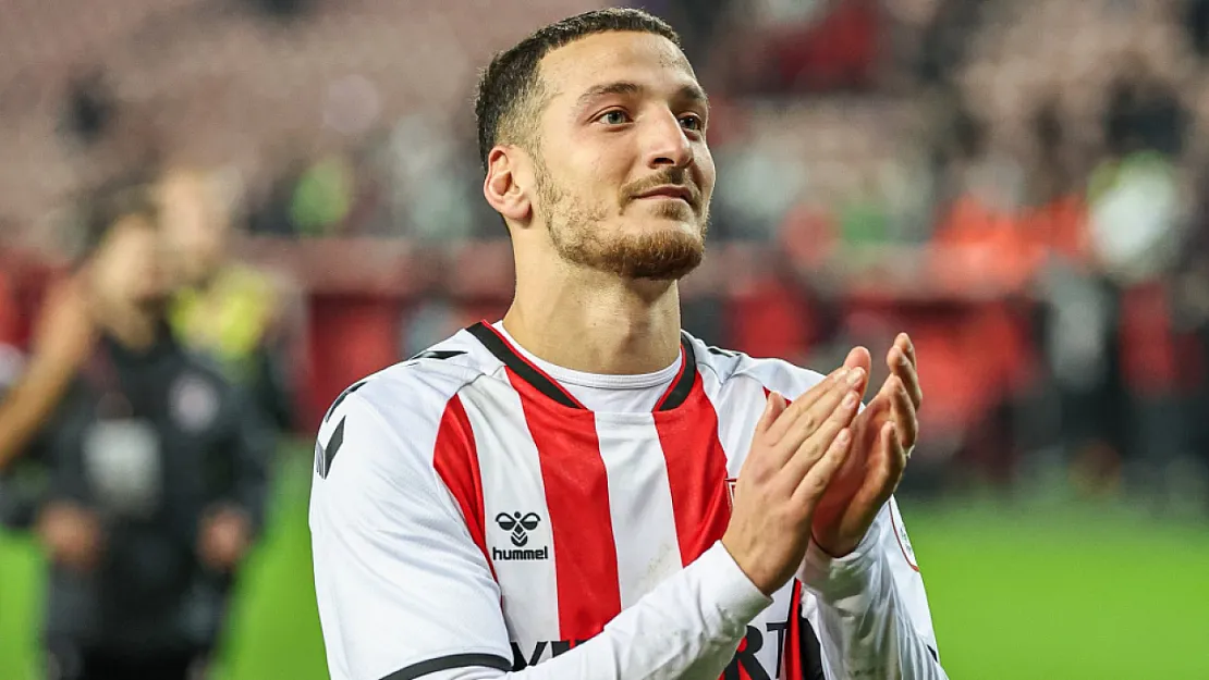 Ercan Kara Rapid Wien'e Döndü! 'Yeni 9 Numaramız' Notuyla Duyurdular