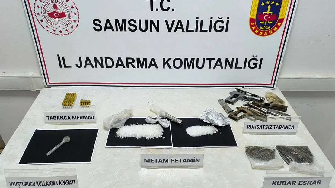 Jandarmadan Zehir Tacirlerine Geçit Yok
