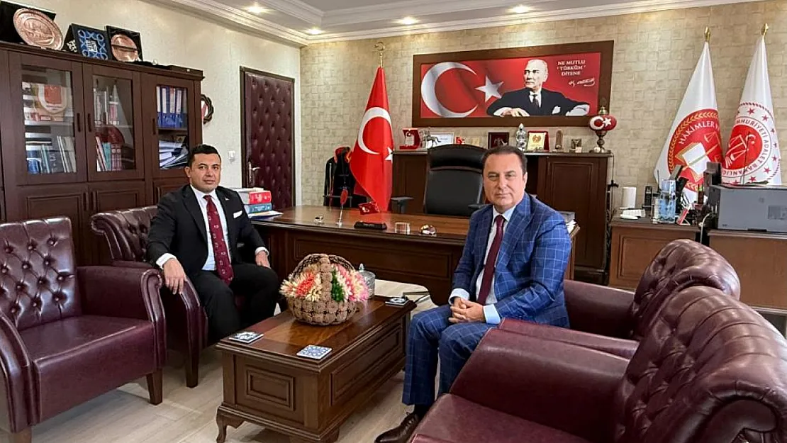 Kaymakamı Bozdemir, Başsavcı Çatlı'yla vedalaştı